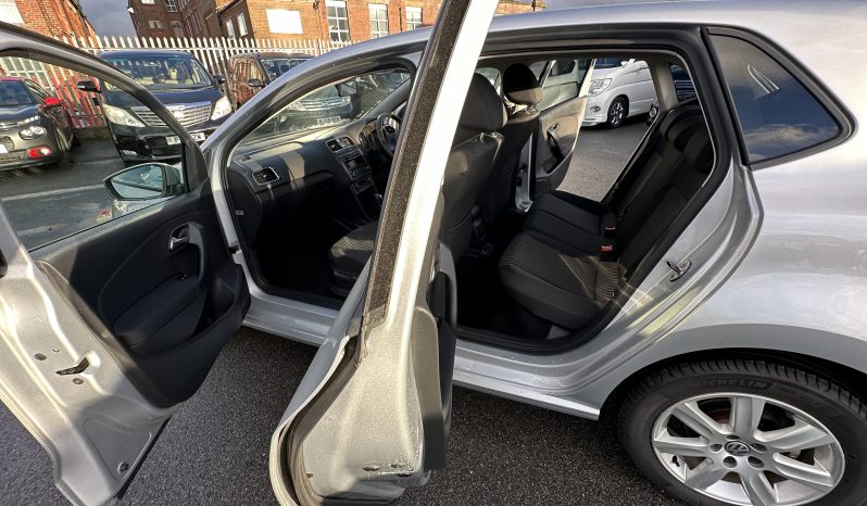 
								volkswagon Polo 1.2 Automatic 2011 TSI Patrol full									