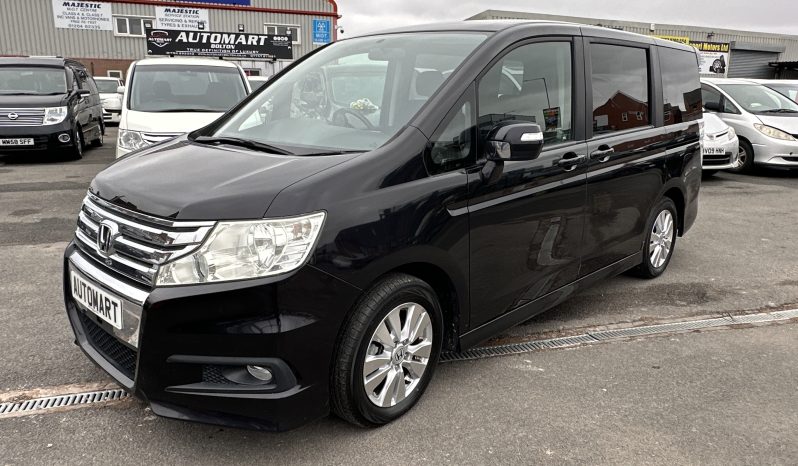 
								HONDA STEPWEGON SPADA 2.0 AUTOMATIC BLACK full									