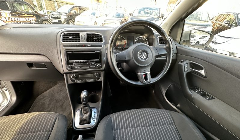 
								volkswagon Polo 1.2 Automatic 2011 TSI Patrol full									