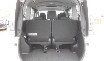 
									TOYOTA VOXY HYBRID V 2014 SEVEN SEATS full								