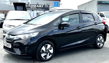 
									HONDA JAZZ FIT HYBRID PATROL 2013 full								