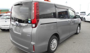 
									TOYOTA NOAH 1.8 HYBRID X AUTO 2015 full								