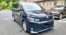 Toyota Voxy 1.8 Hybrid Automatic 2015