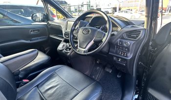 
									Toyota Voxy 1.8 Hybrid Auto Face lift 58K (2016) 5 door full								