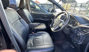 
									Toyota Voxy 1.8 Hybrid Auto Face lift 58K (2016) 5 door full								