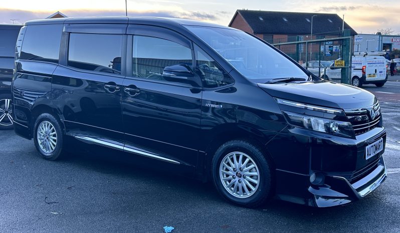 
								Toyota Voxy 1.8 Hybrid Auto Face lift 58K (2016) 5 door full									